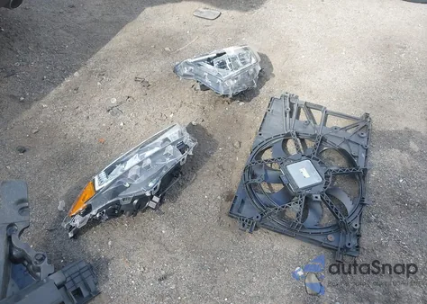 2020 Toyota Rav4 Xle Premium из США, поврежденный, VIN JTMA1RFV9LD062678